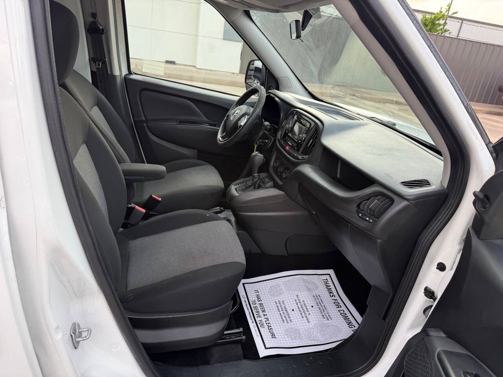 Ram ProMaster City Cargo Van Vehicle Full-screen Gallery Image 10