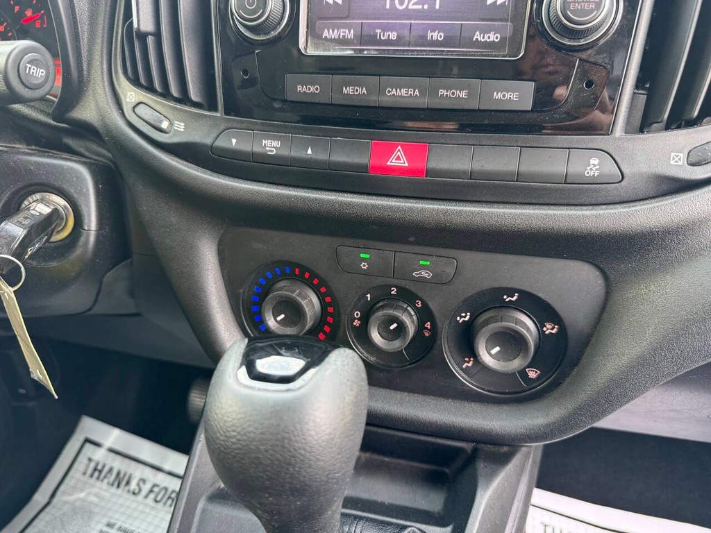 Ram ProMaster City Cargo Van Vehicle Full-screen Gallery Image 19