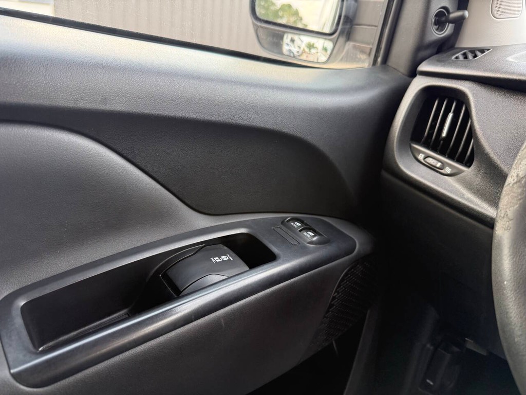 Ram ProMaster City Cargo Van Vehicle Full-screen Gallery Image 21