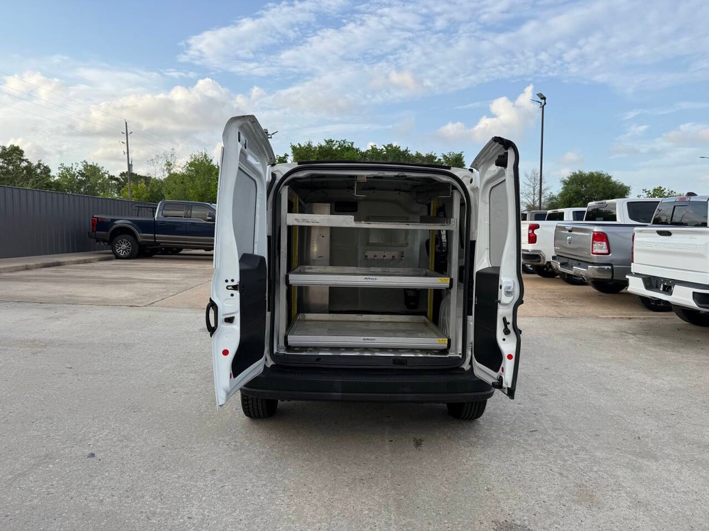 Ram ProMaster City Cargo Van Vehicle Full-screen Gallery Image 24