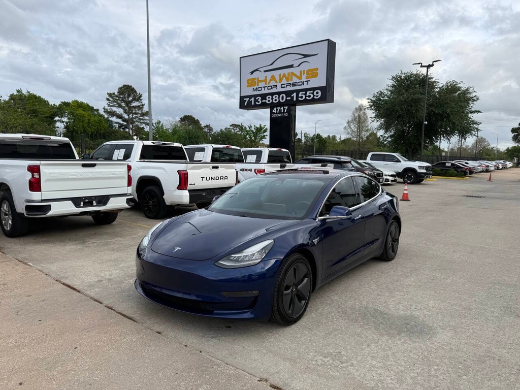 Tesla Model 3 Vehicle Full-screen Gallery Image 41