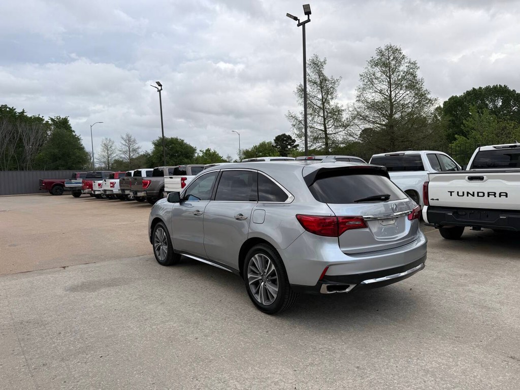 Acura MDX Vehicle Full-screen Gallery Image 04