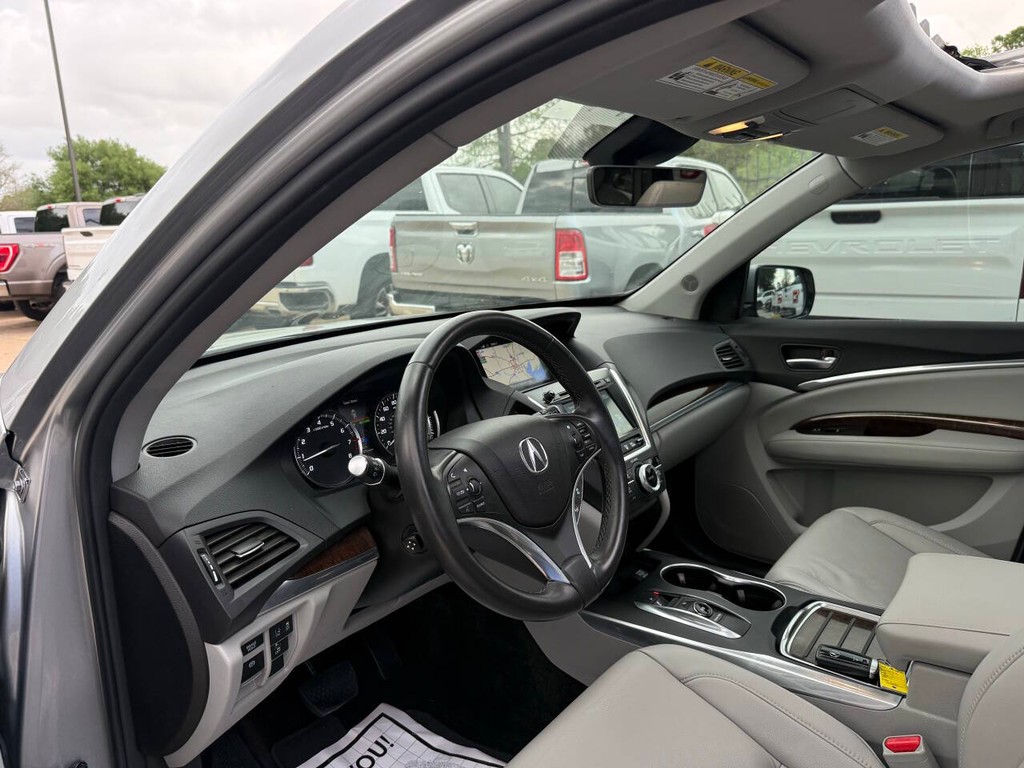 Acura MDX Vehicle Full-screen Gallery Image 06