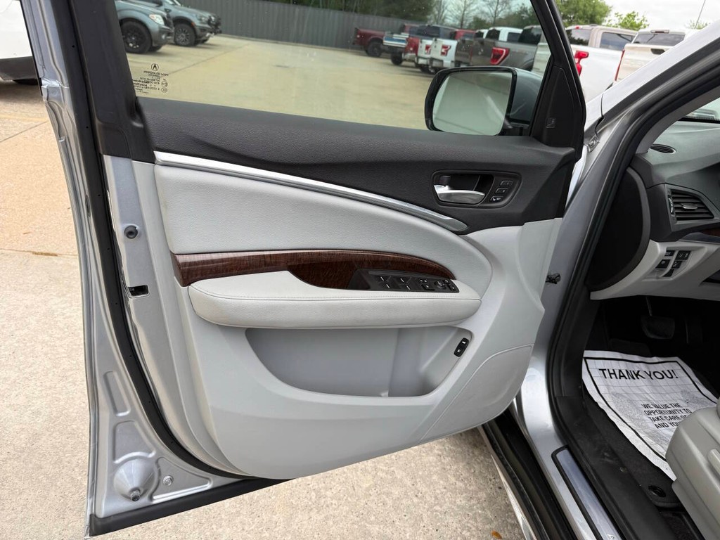 Acura MDX Vehicle Full-screen Gallery Image 08