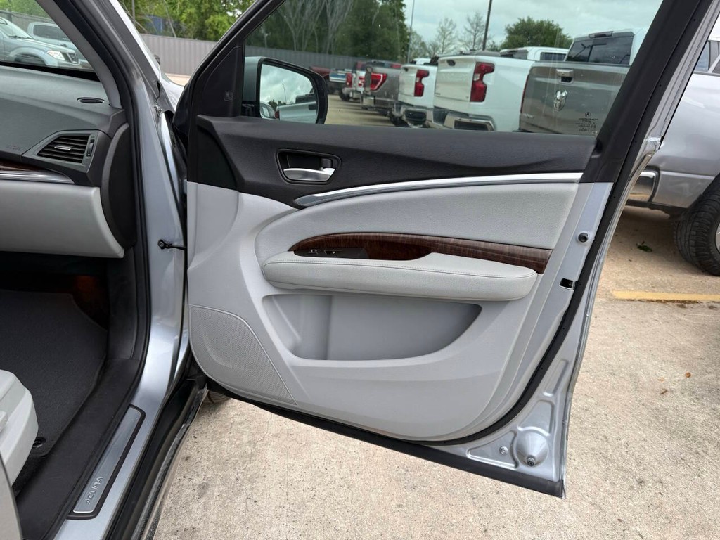 Acura MDX Vehicle Full-screen Gallery Image 11