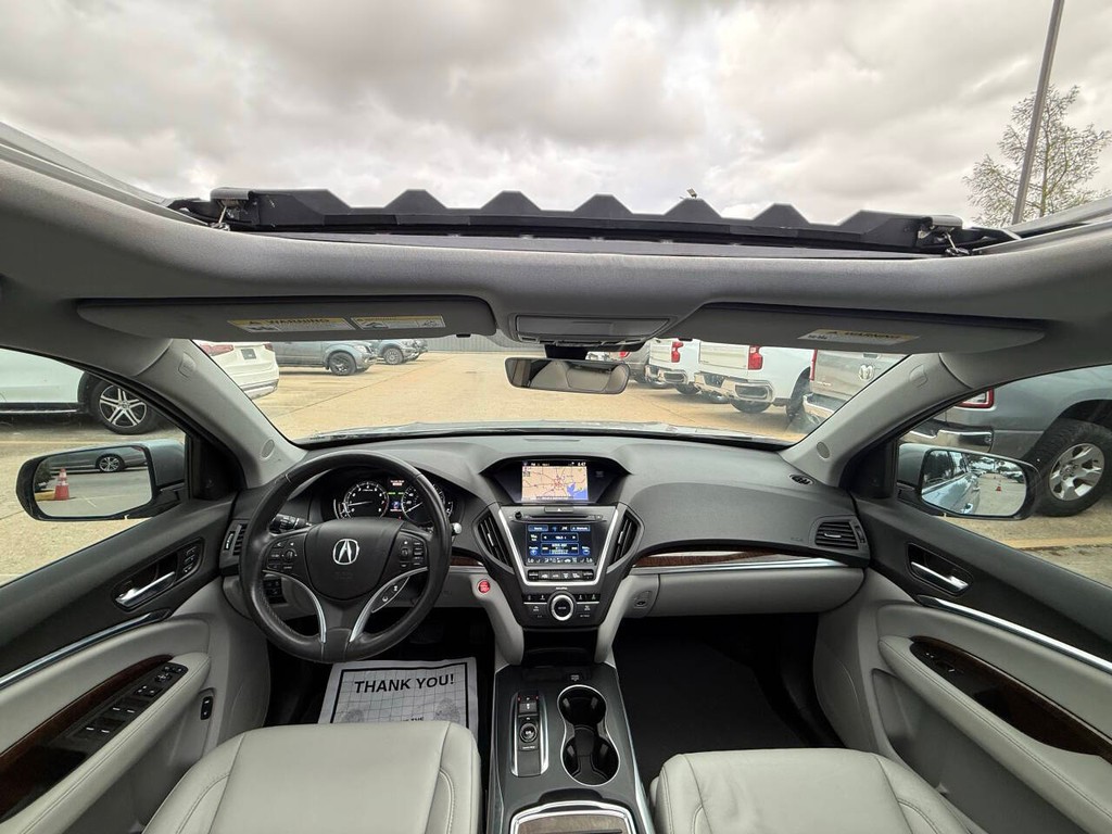 Acura MDX Vehicle Full-screen Gallery Image 20