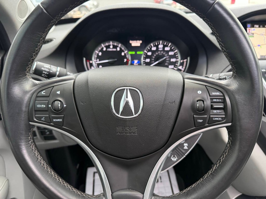 Acura MDX Vehicle Full-screen Gallery Image 27