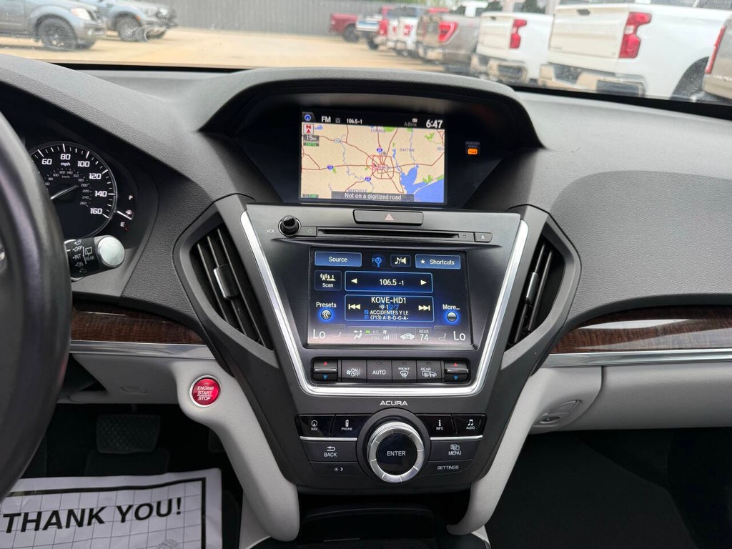 Acura MDX Vehicle Full-screen Gallery Image 29