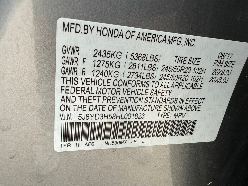 Acura MDX Vehicle Full-screen Gallery Image 39