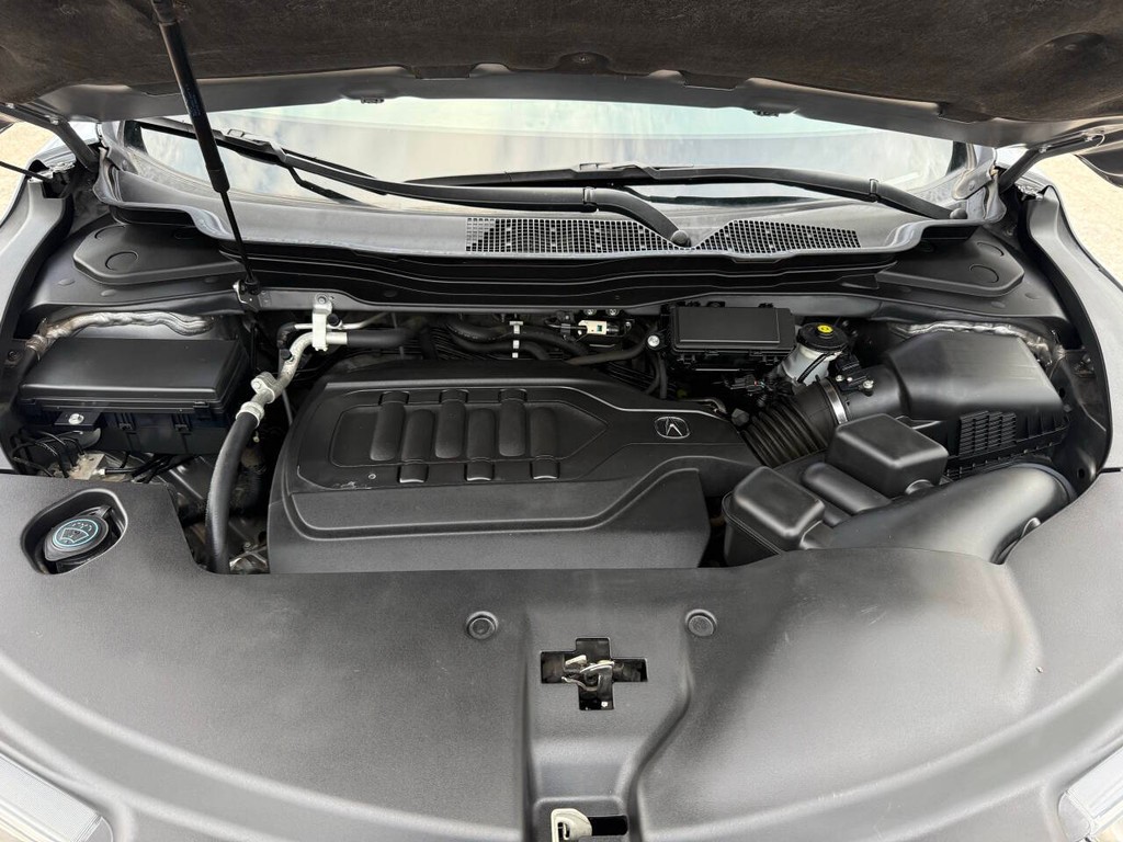 Acura MDX Vehicle Full-screen Gallery Image 40
