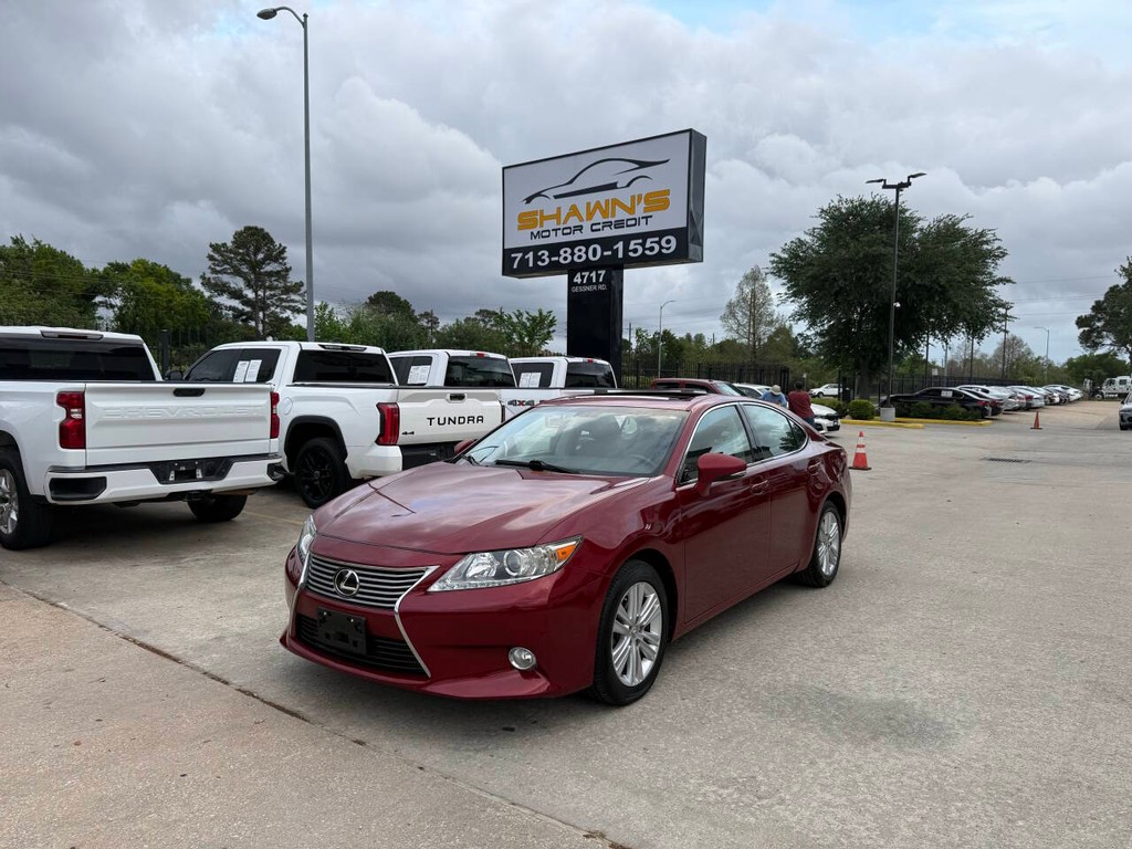 Lexus ES 350 Vehicle Full-screen Gallery Image 43