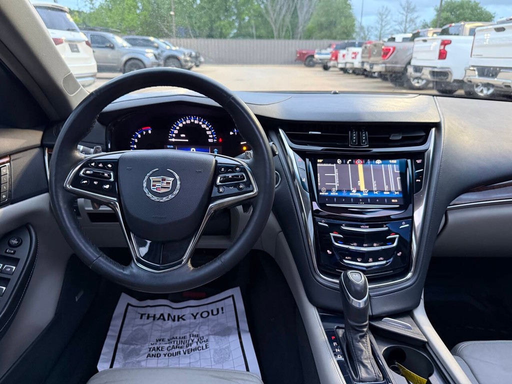 Cadillac CTS Vehicle Full-screen Gallery Image 21