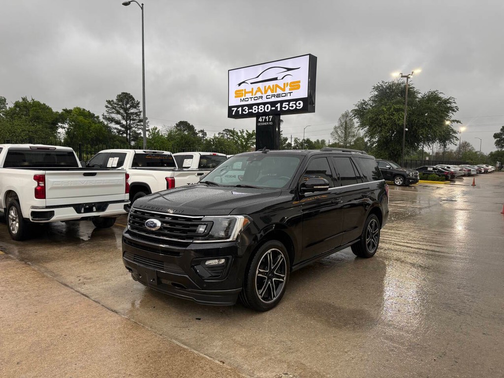 Ford Expedition Vehicle Full-screen Gallery Image 03
