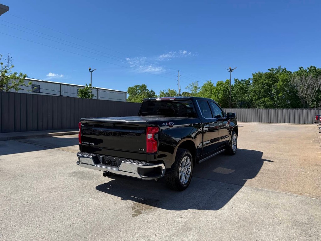 Chevrolet Silverado 1500 Vehicle Full-screen Gallery Image 05