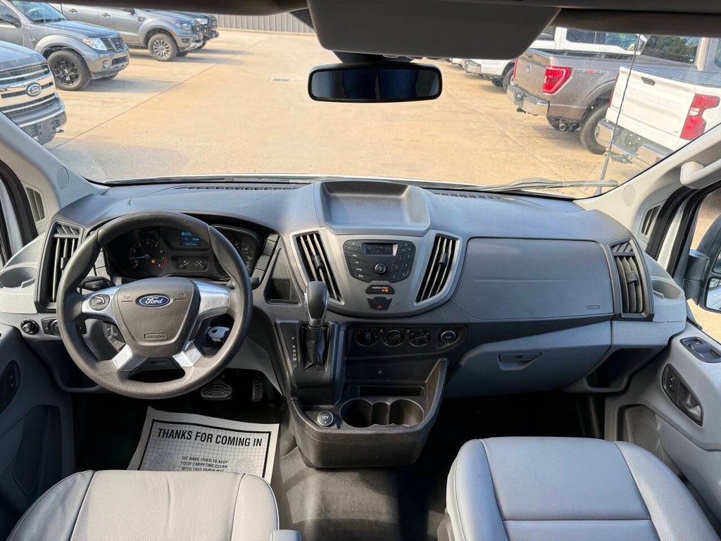 Ford Transit Van Vehicle Full-screen Gallery Image 12