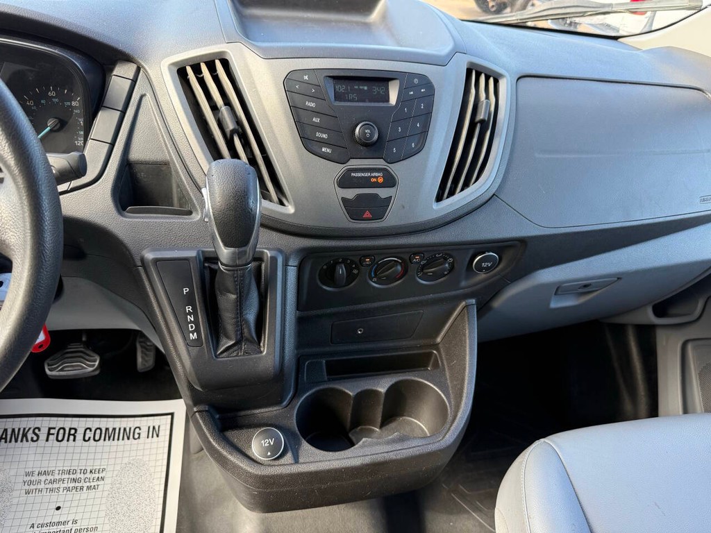 Ford Transit Van Vehicle Full-screen Gallery Image 19