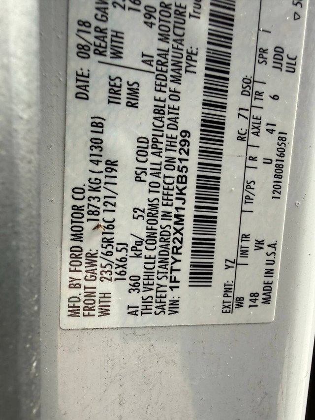 Ford Transit Van Vehicle Full-screen Gallery Image 28