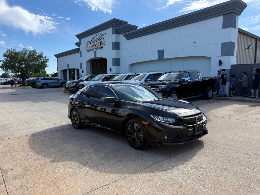 Honda Civic Hatchback Vehicle Full-screen Gallery Image 02