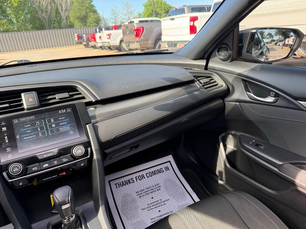 Honda Civic Hatchback Vehicle Full-screen Gallery Image 20