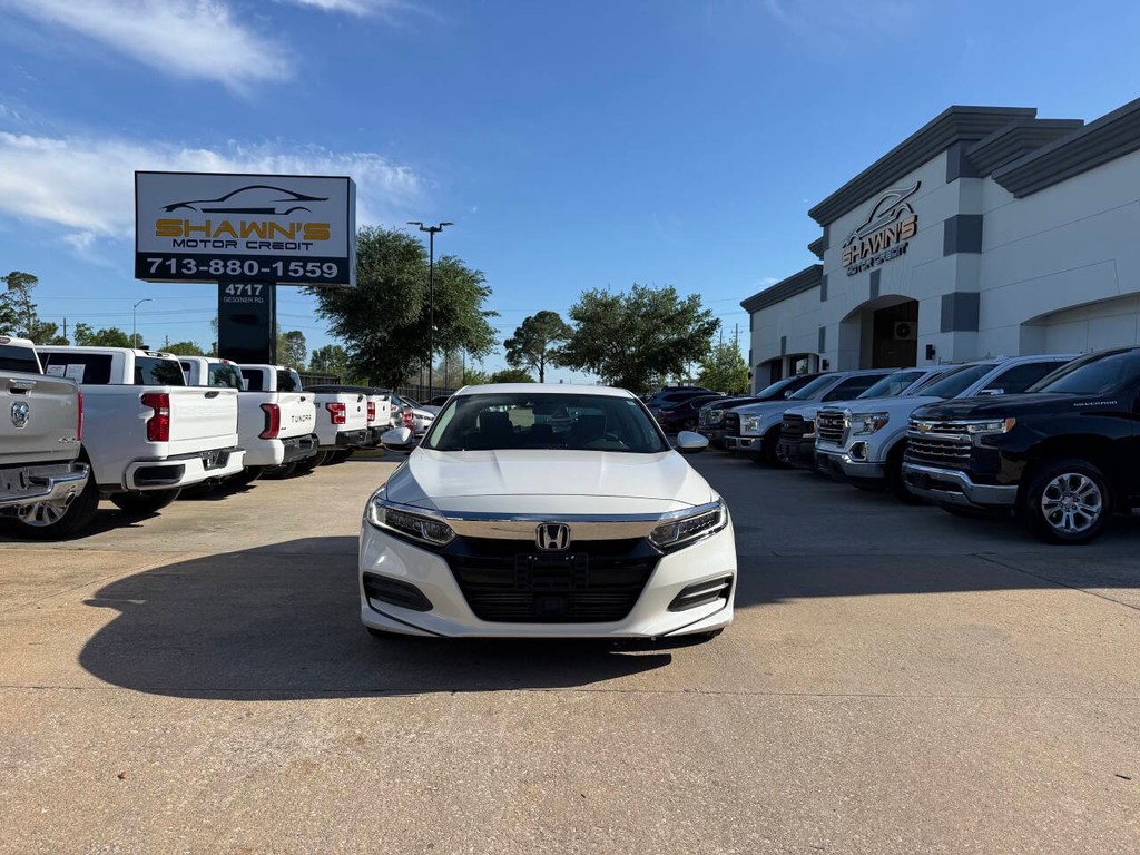 Honda Accord Sedan Vehicle Full-screen Gallery Image 37