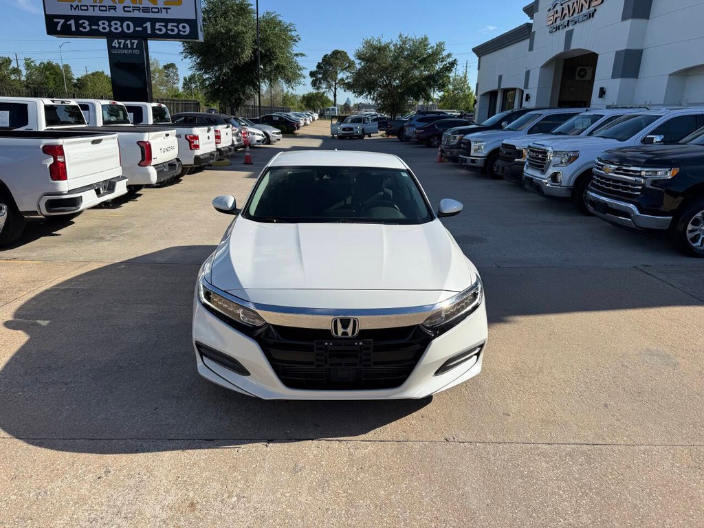 Honda Accord Sedan Vehicle Full-screen Gallery Image 38