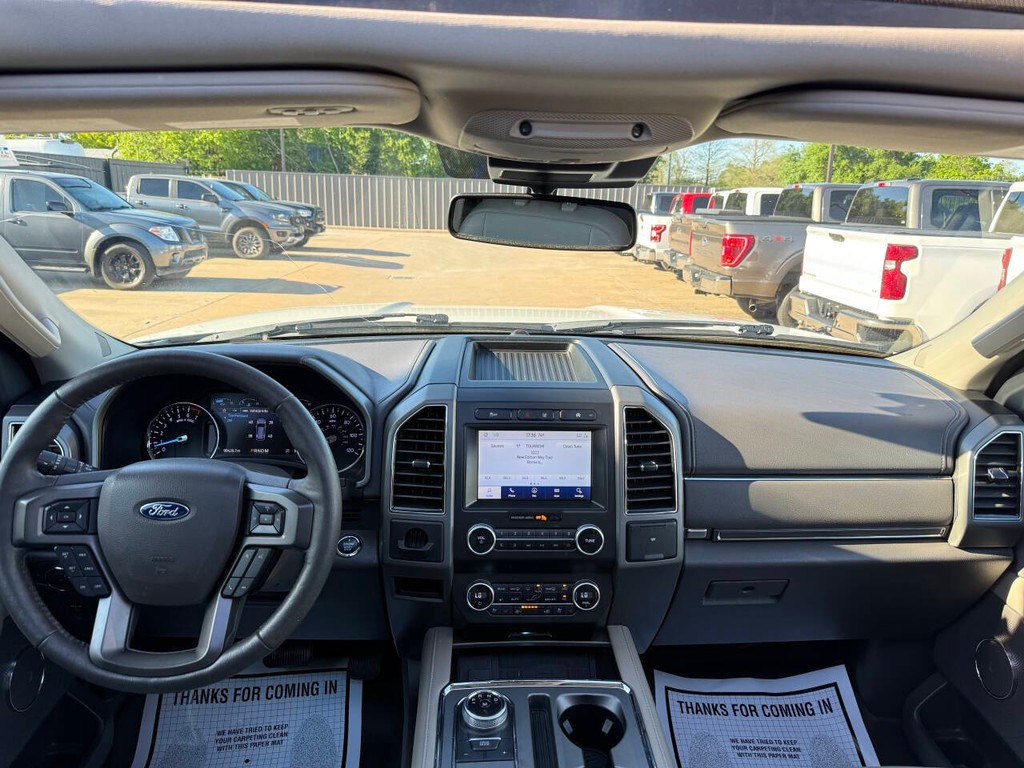 Ford Expedition Vehicle Full-screen Gallery Image 19