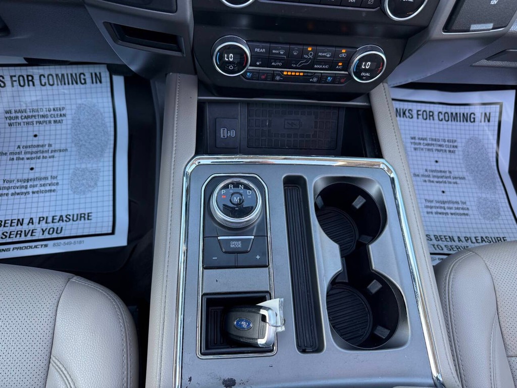 Ford Expedition Vehicle Full-screen Gallery Image 31