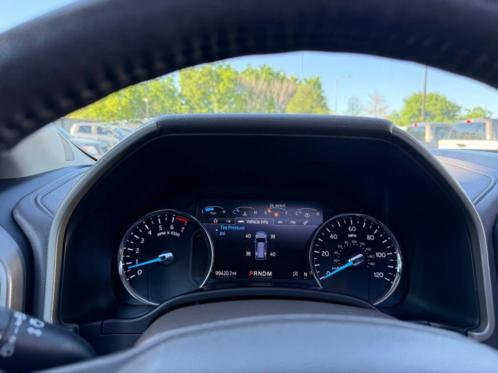 Ford Expedition Vehicle Full-screen Gallery Image 35