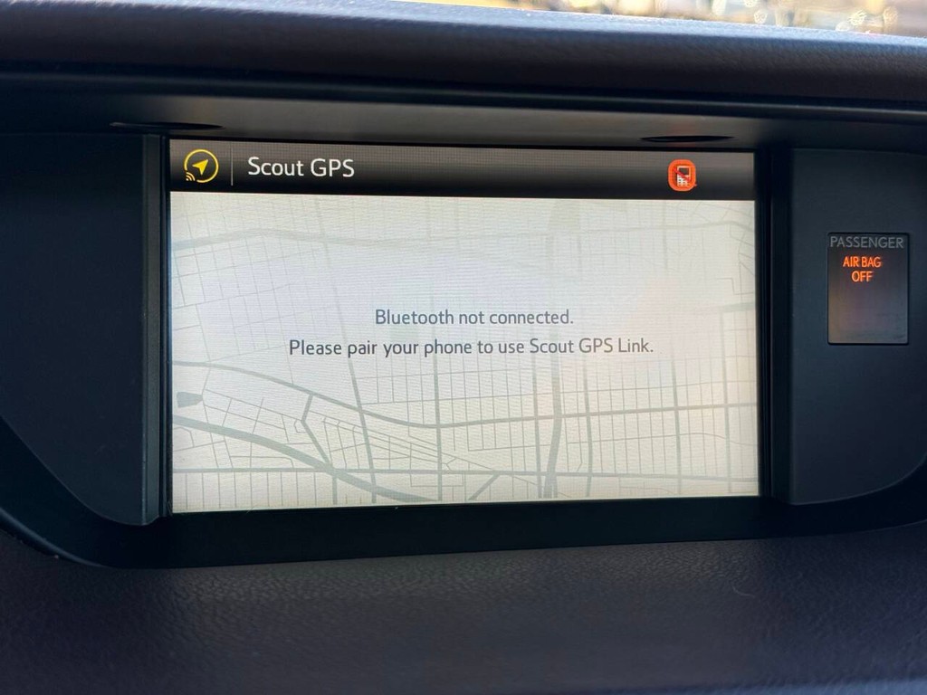 Lexus ES Vehicle Full-screen Gallery Image 27