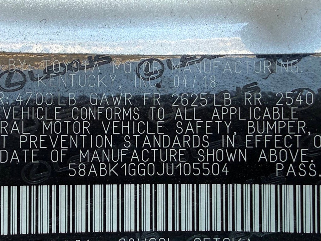 Lexus ES Vehicle Full-screen Gallery Image 34