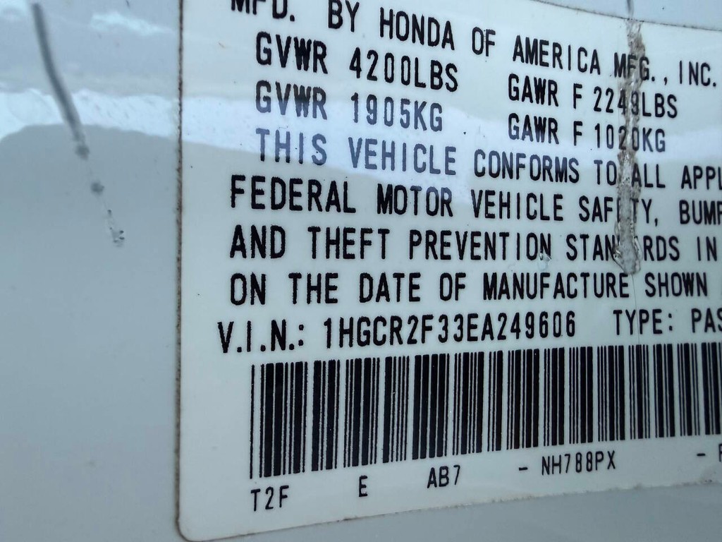 Honda Accord Sedan Vehicle Full-screen Gallery Image 34