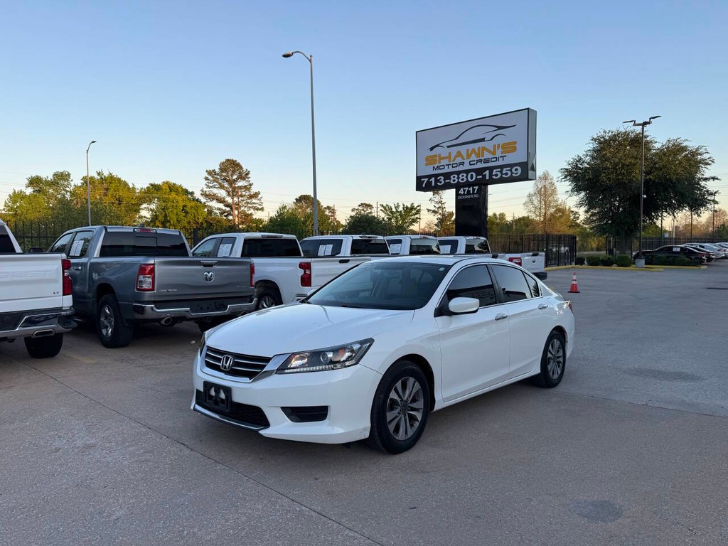 Honda Accord Sedan Vehicle Full-screen Gallery Image 44