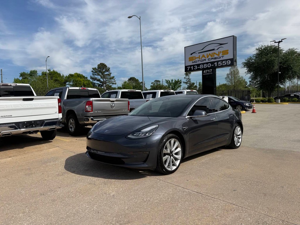 Tesla Model 3 Vehicle Full-screen Gallery Image 44