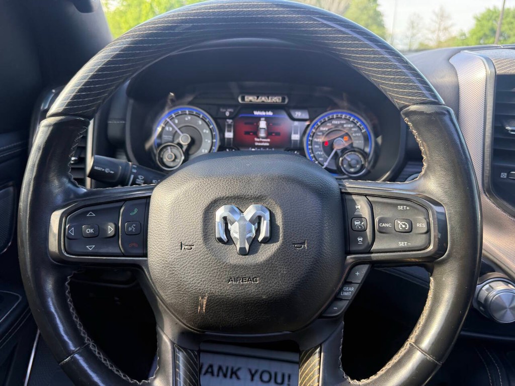 Ram 1500 Vehicle Full-screen Gallery Image 23