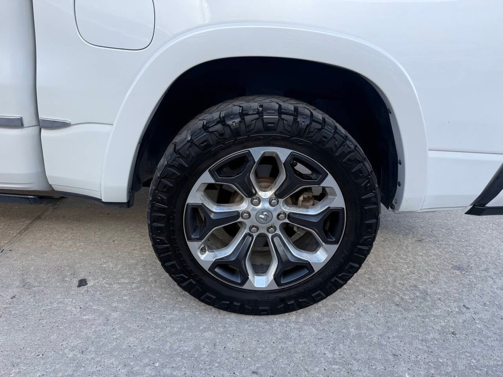 Ram 1500 Vehicle Full-screen Gallery Image 39