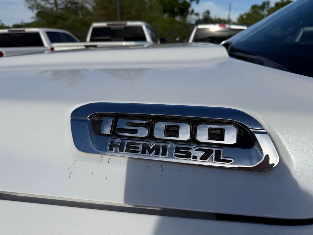 Ram 1500 Vehicle Full-screen Gallery Image 40