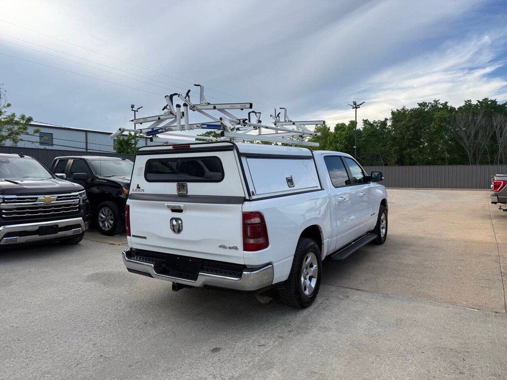 Ram 1500 Vehicle Full-screen Gallery Image 05