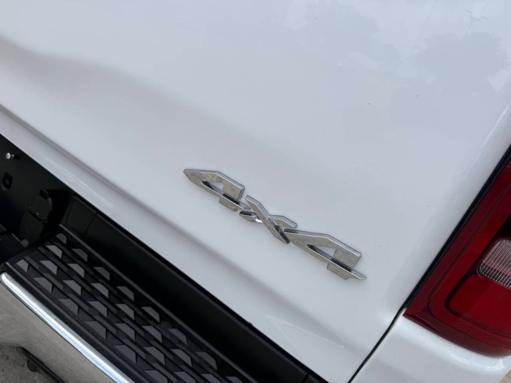 Ram 1500 Vehicle Full-screen Gallery Image 44