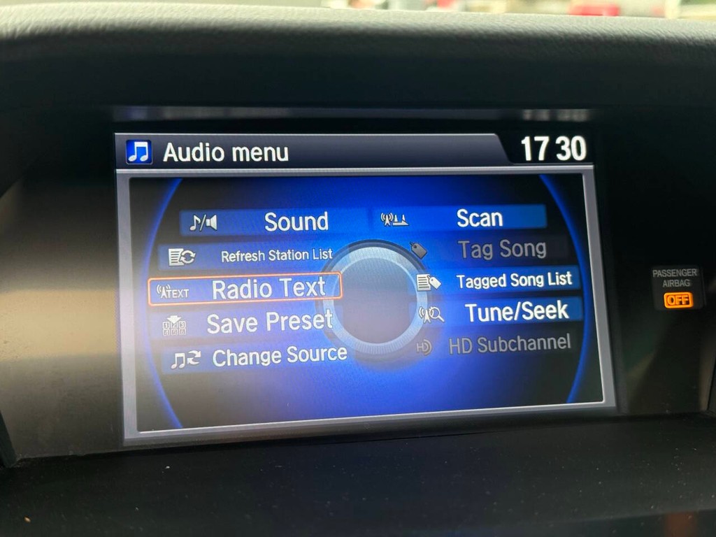 Acura ILX Vehicle Full-screen Gallery Image 26