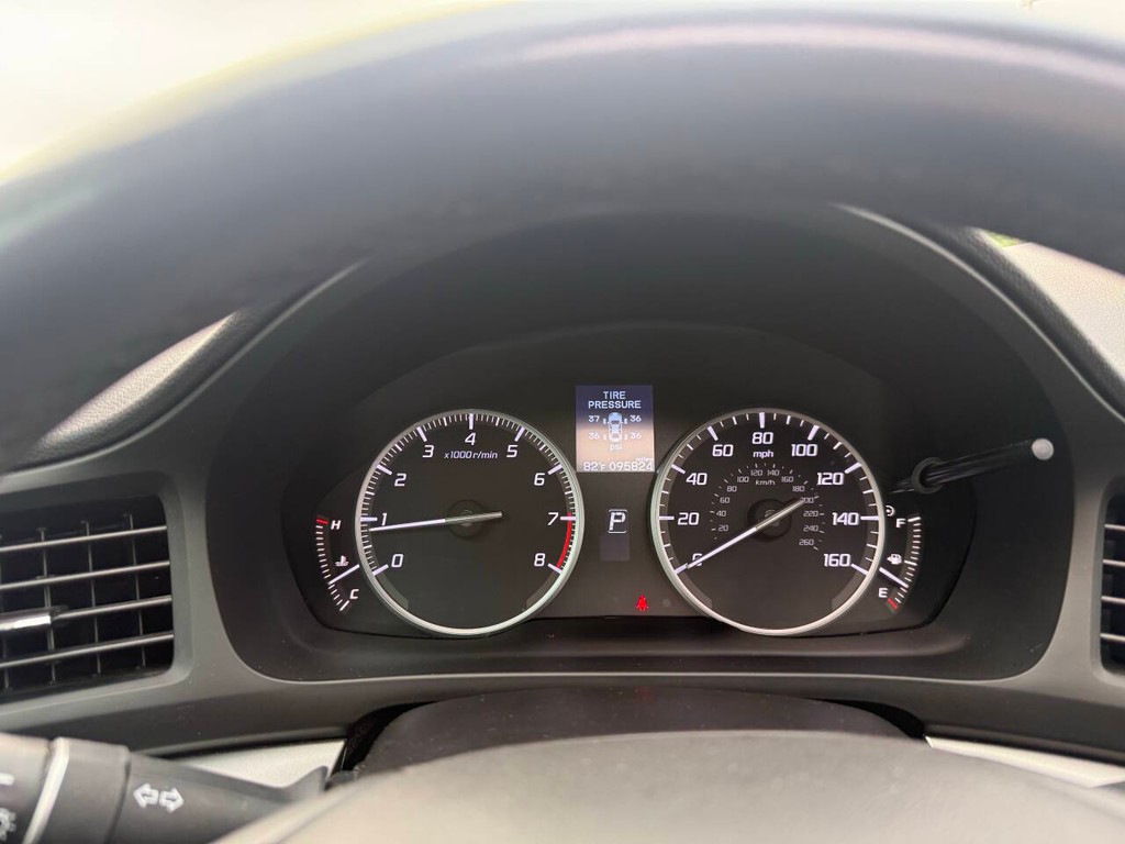 Acura ILX Vehicle Full-screen Gallery Image 35