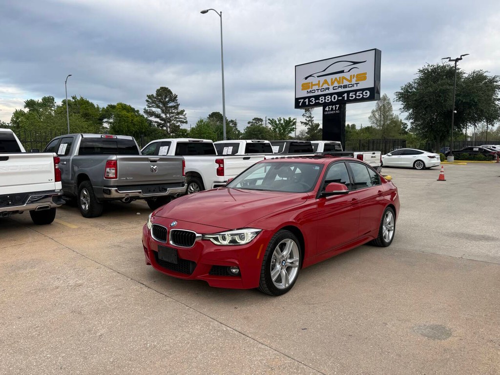 BMW 3 Series Vehicle Full-screen Gallery Image 03