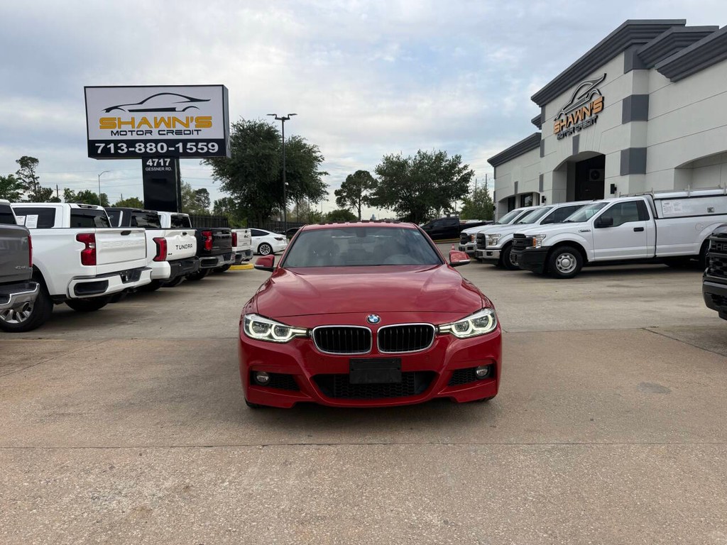 BMW 3 Series Vehicle Full-screen Gallery Image 42