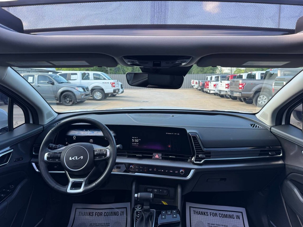 Kia Sportage Vehicle Full-screen Gallery Image 17