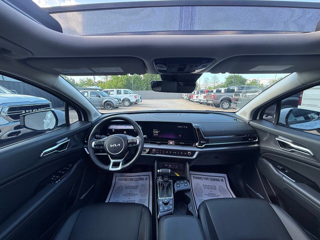 Kia Sportage Vehicle Full-screen Gallery Image 18