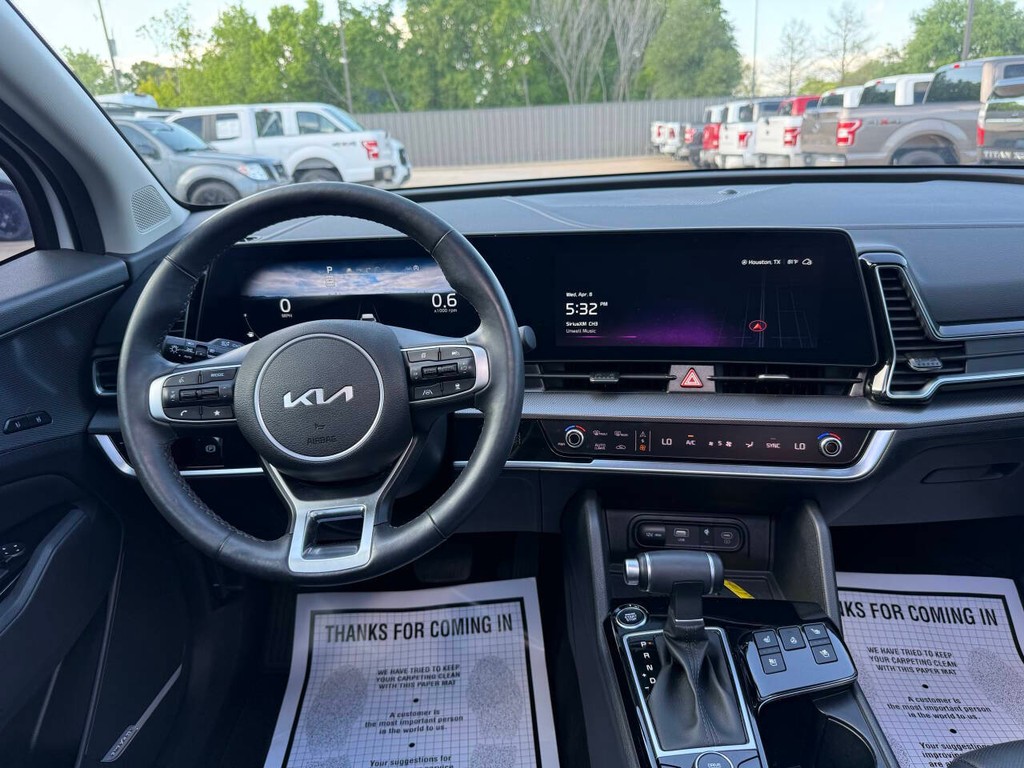 Kia Sportage Vehicle Full-screen Gallery Image 21