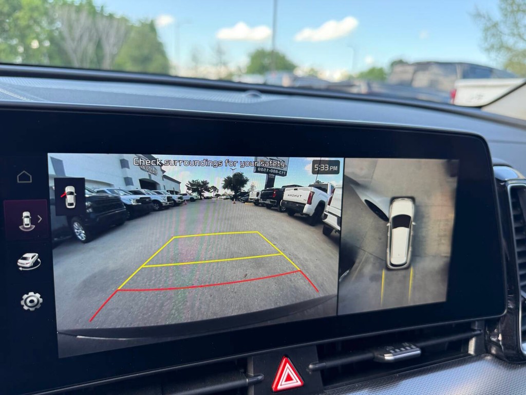 Kia Sportage Vehicle Full-screen Gallery Image 26