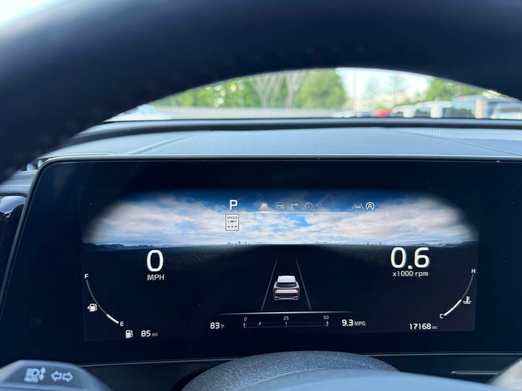 Kia Sportage Vehicle Full-screen Gallery Image 33