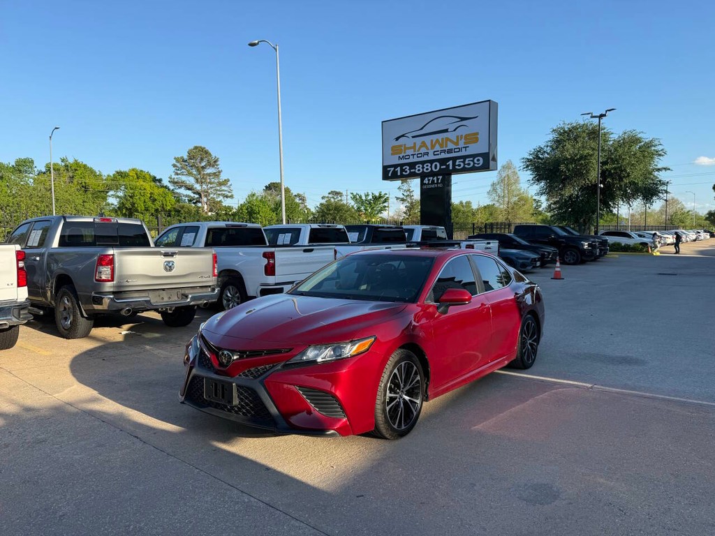 Toyota Camry Vehicle Full-screen Gallery Image 42