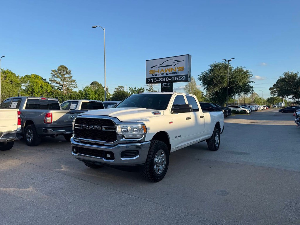 Ram 2500 Vehicle Full-screen Gallery Image 03