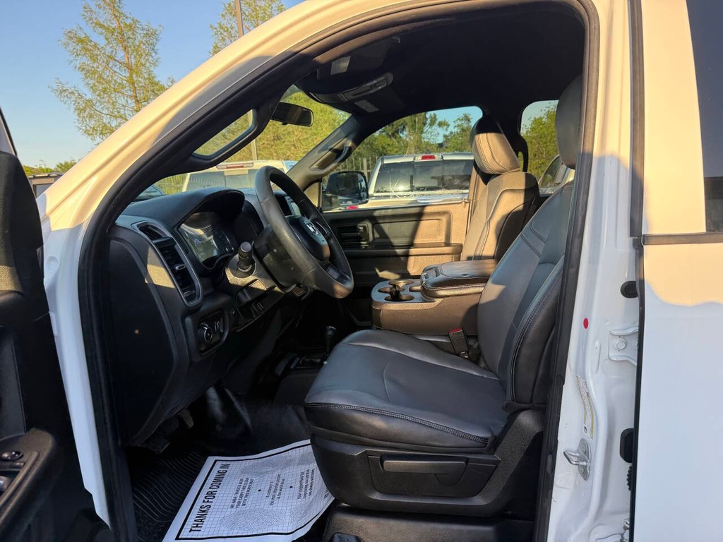 Ram 2500 Vehicle Full-screen Gallery Image 07